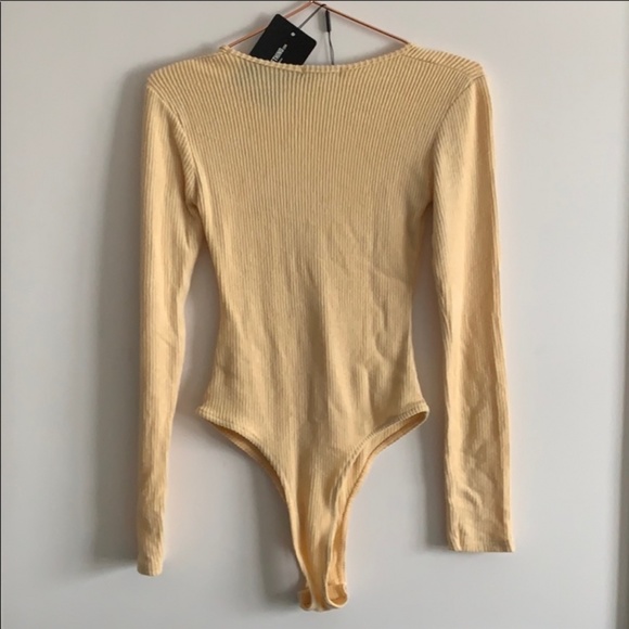 Pretty Little Thing Bodysuit New With Tags - Picture 3 of 3